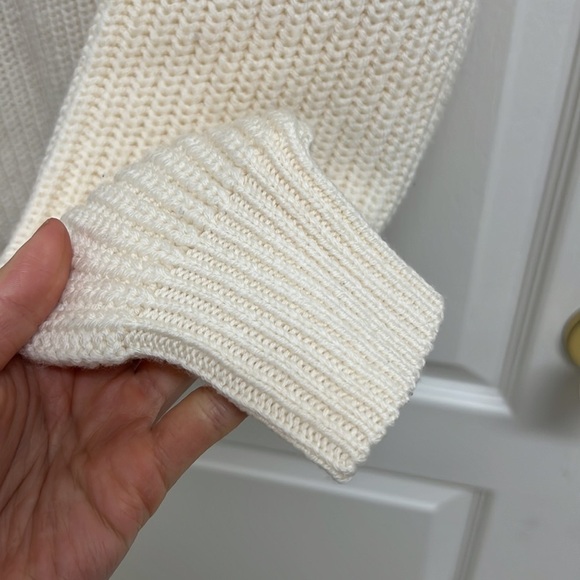 Aritzia Wilfred Montpellier Turtleneck Knit Sweater | Size XS Light Birch - Picture 8 of 9